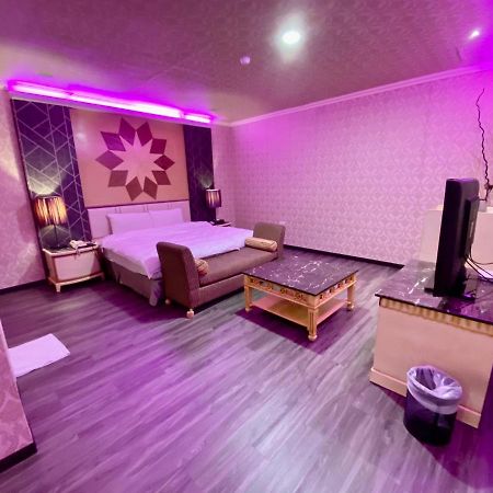 Huang Xing Boutique Hotel Pingtung Ngoại thất bức ảnh