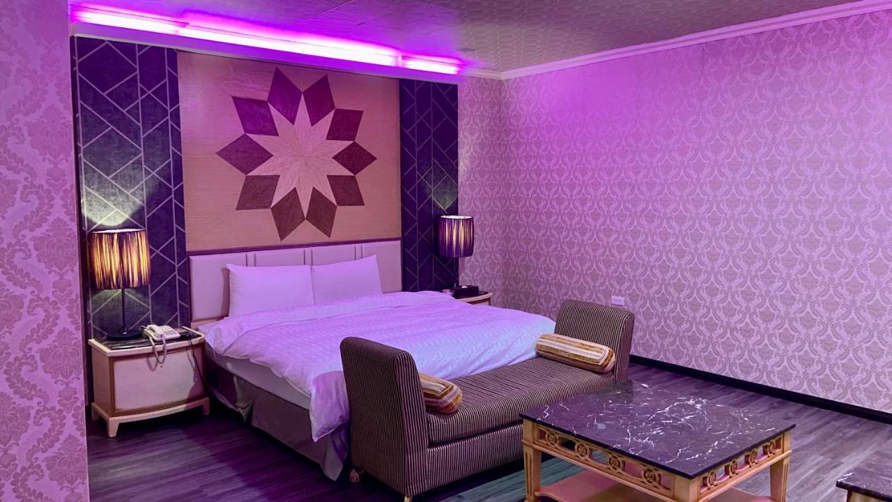 Huang Xing Boutique Hotel Pingtung Ngoại thất bức ảnh