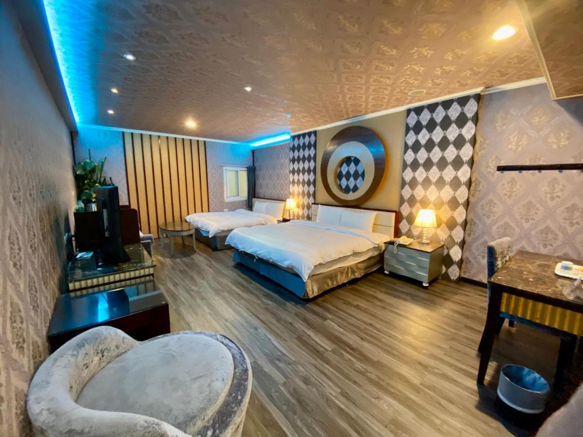 Huang Xing Boutique Hotel Pingtung Ngoại thất bức ảnh