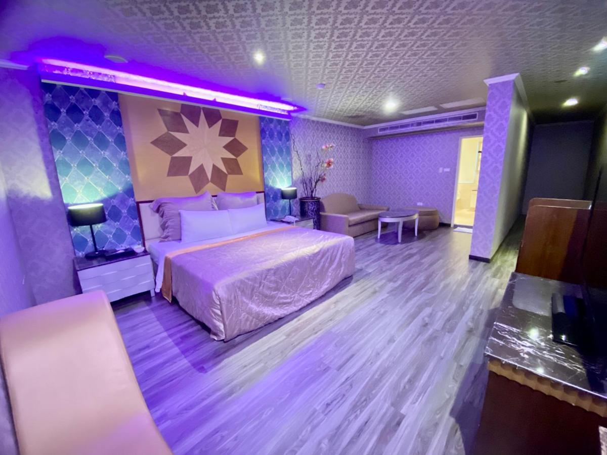 Huang Xing Boutique Hotel Pingtung Ngoại thất bức ảnh