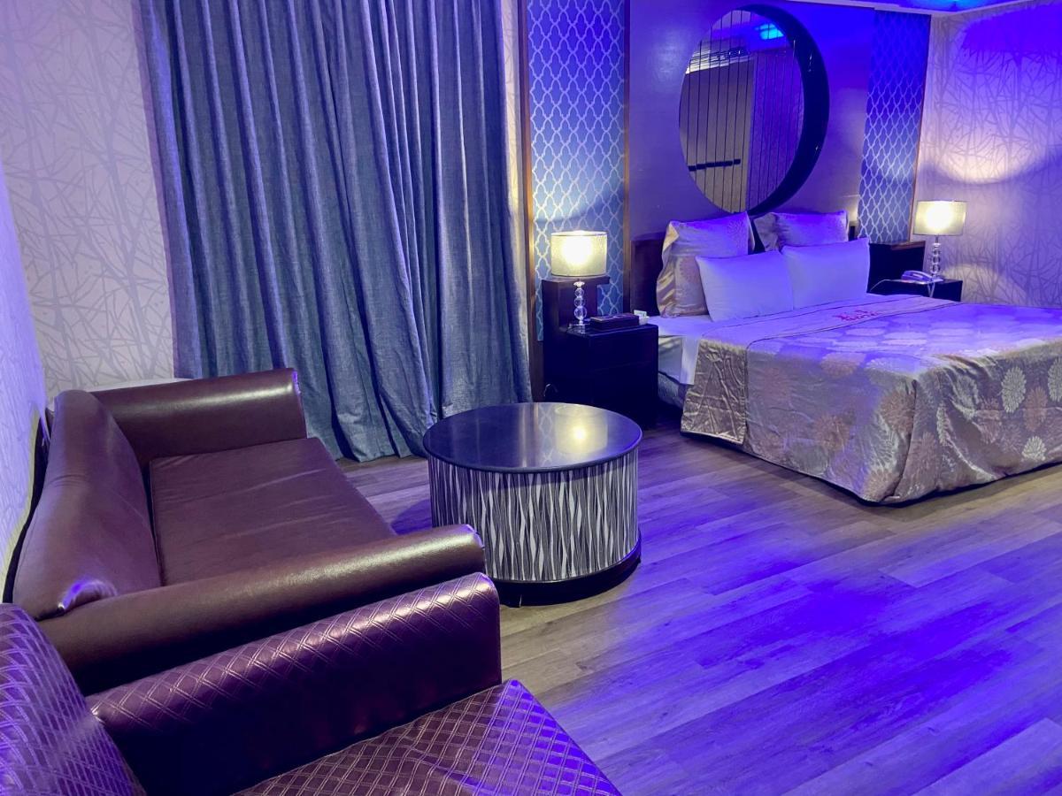 Huang Xing Boutique Hotel Pingtung Ngoại thất bức ảnh