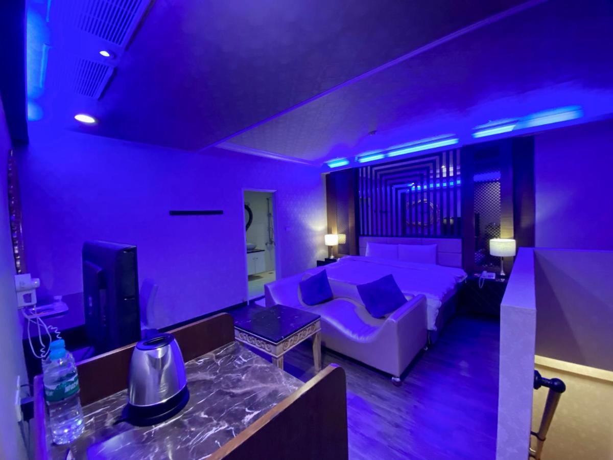 Huang Xing Boutique Hotel Pingtung Ngoại thất bức ảnh
