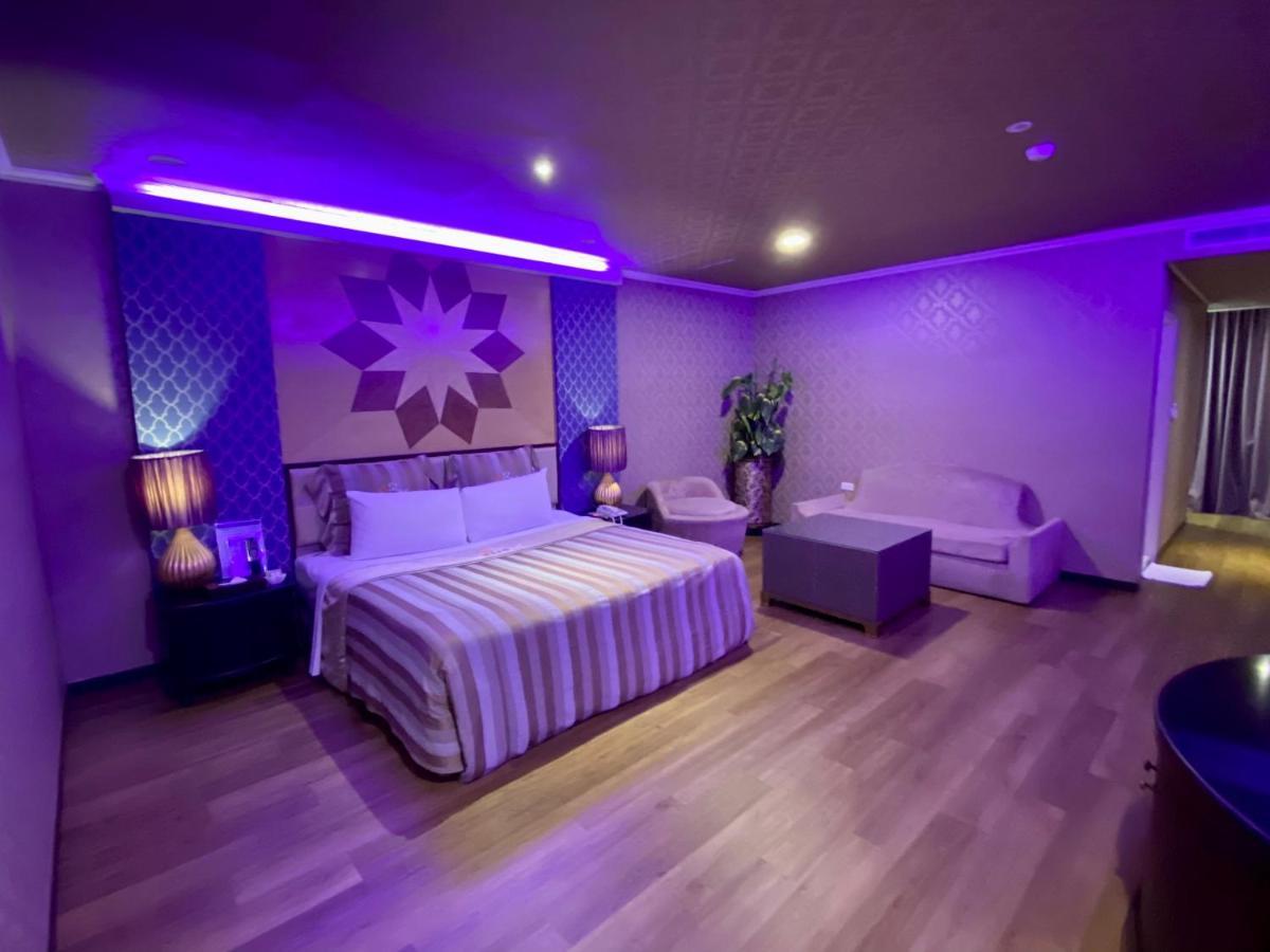 Huang Xing Boutique Hotel Pingtung Ngoại thất bức ảnh